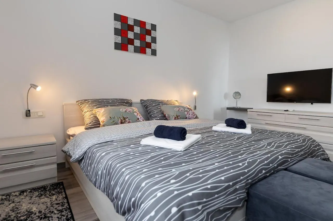 Natura Suites Dramalj Lägenhet